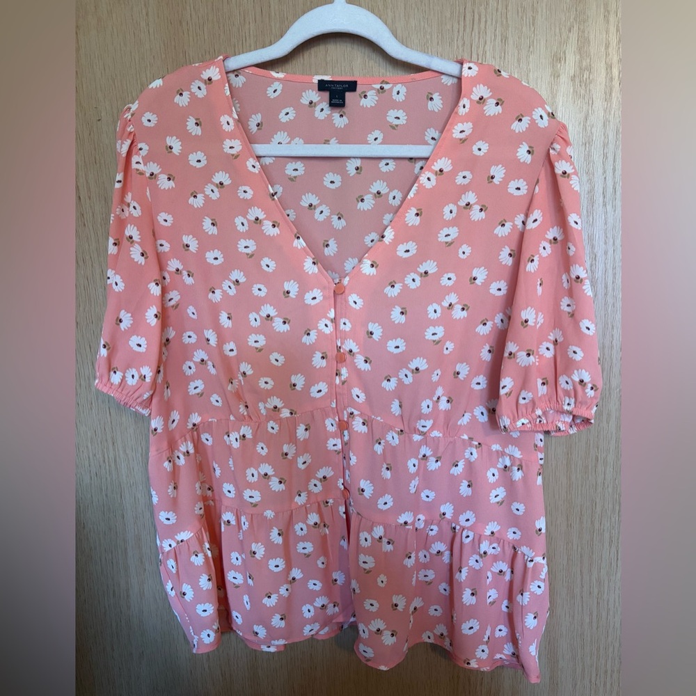Ann Taylor Factory Peachy Pink Floral Blouse